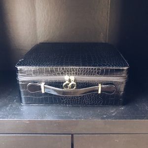 Estée Lauder Makeup Box